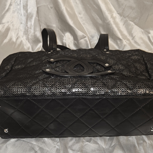 Chanel Sequined Mesh Tote - Picture 3 of 8